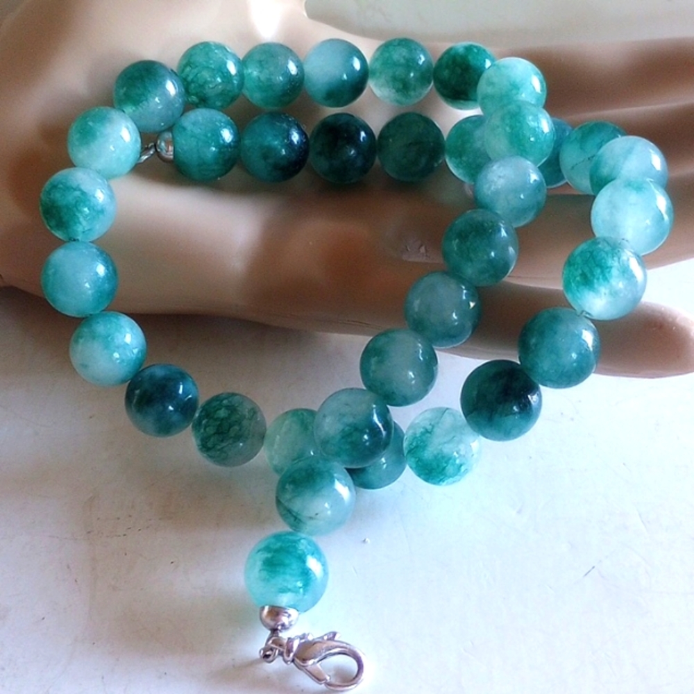 STERLING SILVER GREEN CHALCEDONY OGL DESIGNER NECKLACE SHADES OF GREEN NECKLACE